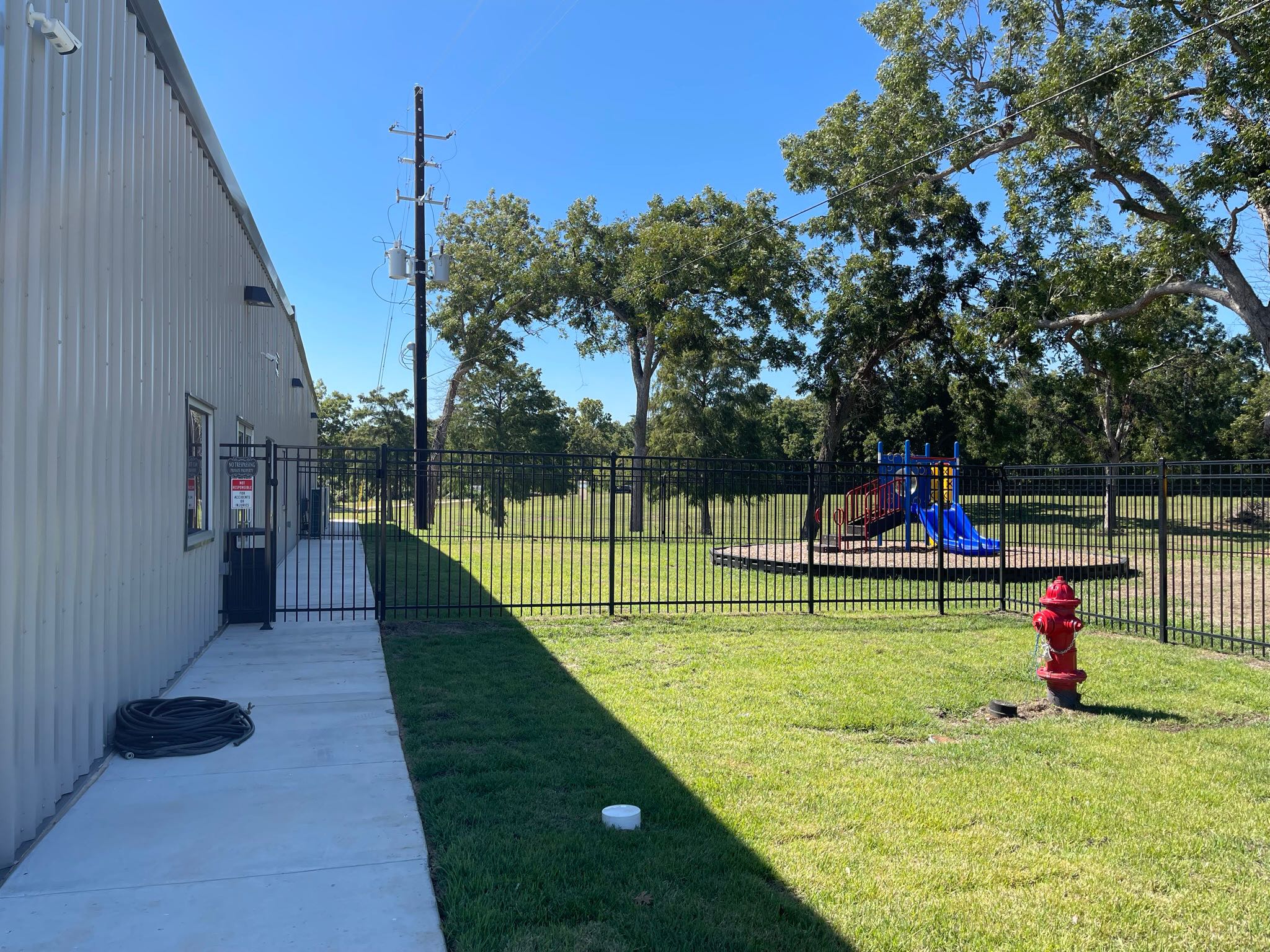 Commercial fencing photo 2