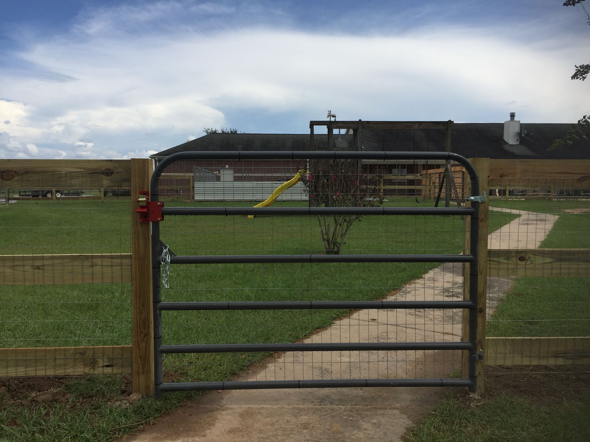 Corral fencing photo 2