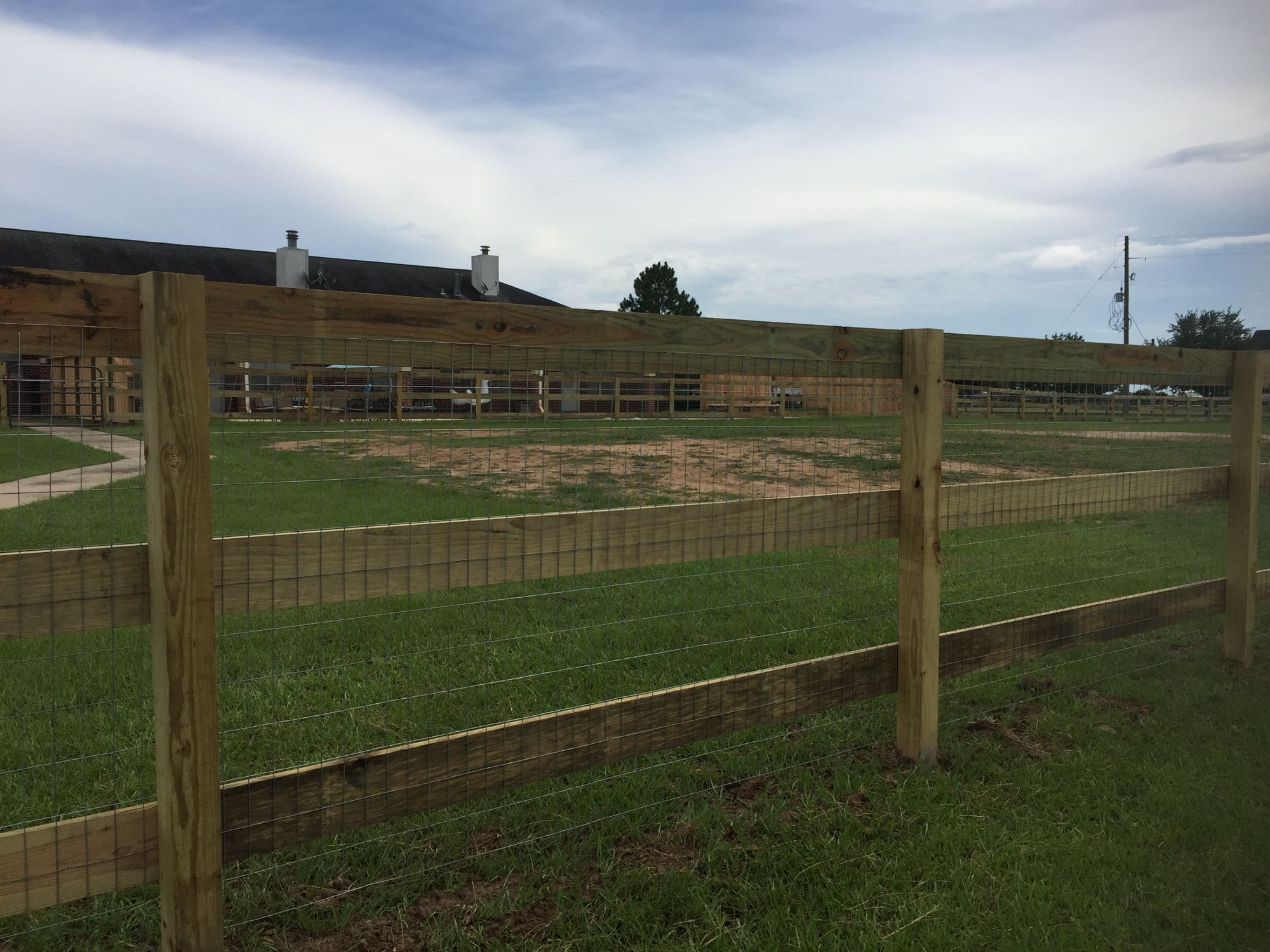 Corral fencing photo 3
